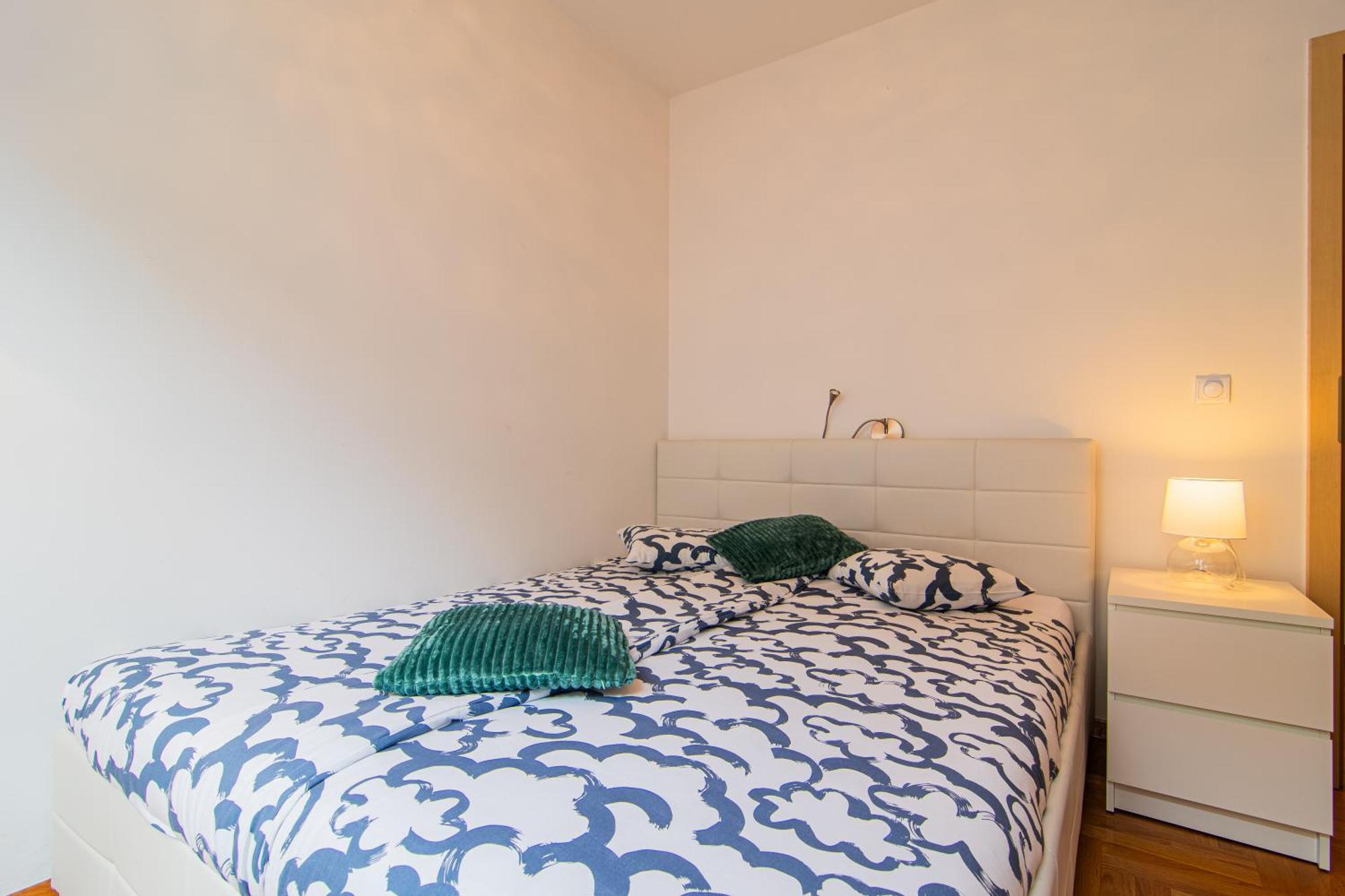 Flexible Selfcheckins 97 - Zagreb - Garden - Parking- Loggia - 2 Bedrooms Exterior photo