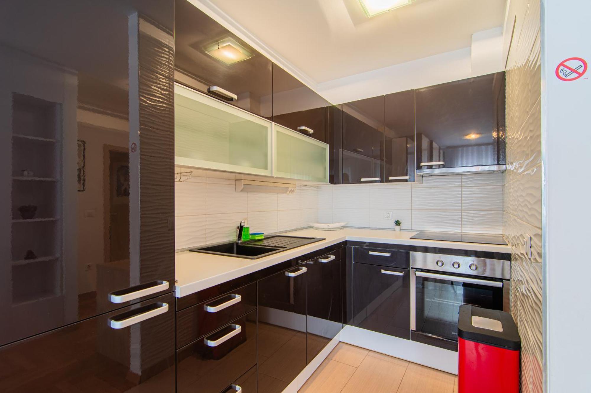 Flexible Selfcheckins 97 - Zagreb - Garden - Parking- Loggia - 2 Bedrooms Exterior photo